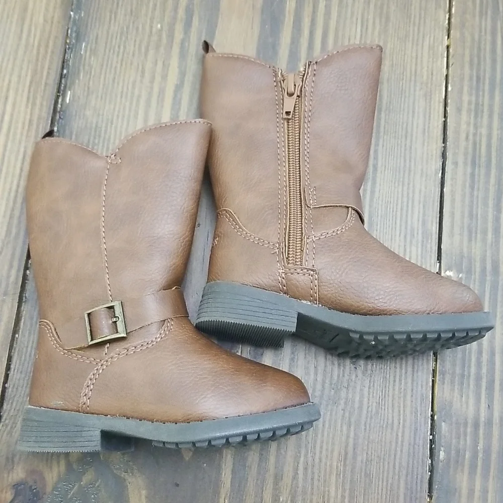 Oshkosh Baby Riding Boot Size 5m